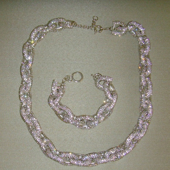 Rhinestone and Silver-Tone Chain Link Necklace - BLING! - Picture 11 of 15